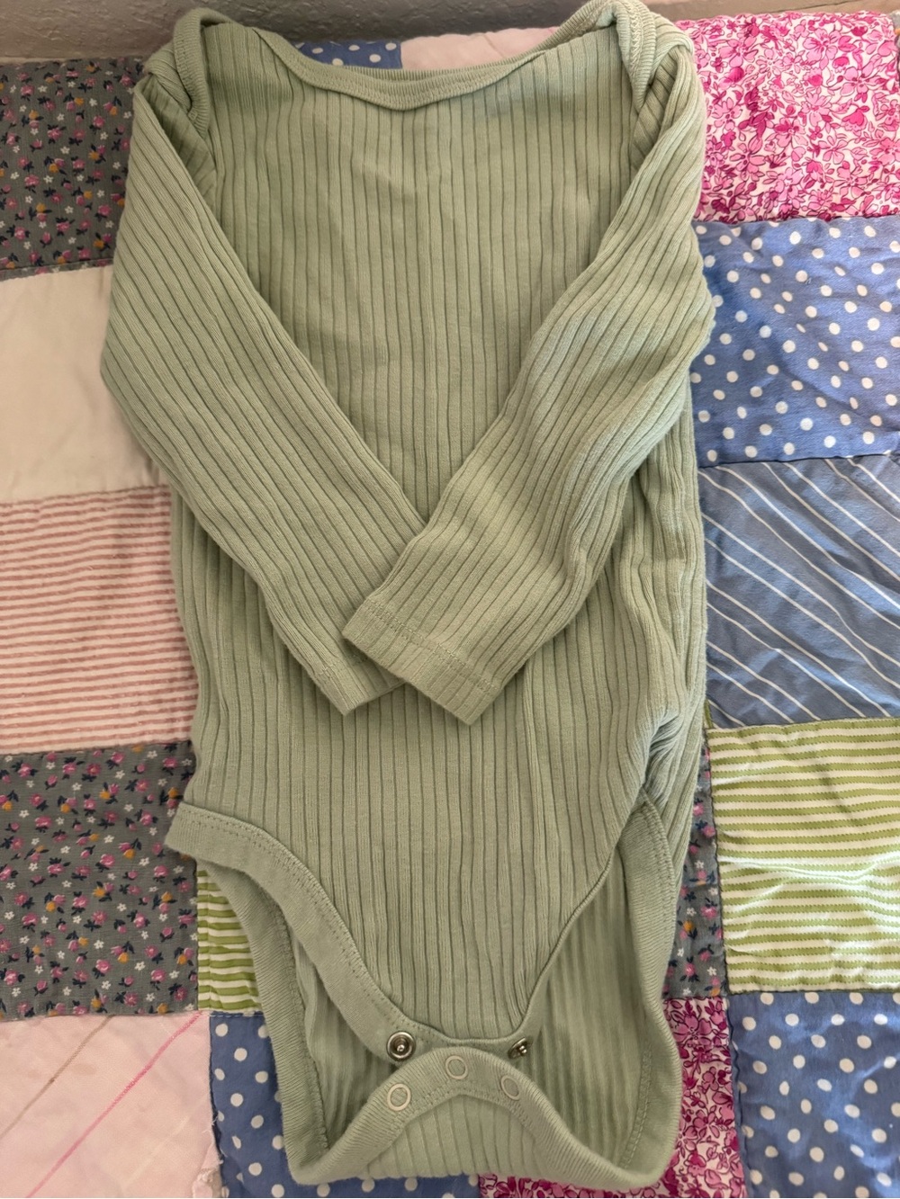 Neutral Bundle - Picture 3 of 3